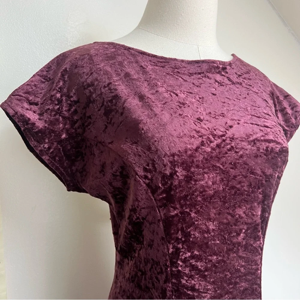 90s All That Jazz Whimsigoth Purple Crushed Velvet Dress - Picture 3 of 10